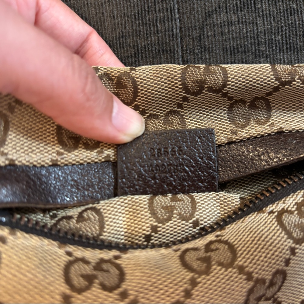 Gucci Brown Belt Bag with Iconic Design - Picture 10 of 10